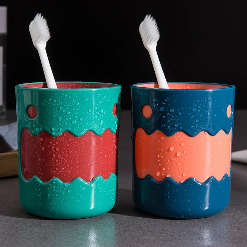 Creative two-color gargle cup Halloween funny home gargle cup couple simple soft plastic couple toothbrush cup
Creative two-color gargle cup Halloween funny home gargle cup couple simple soft plastic couple toothbrush cup