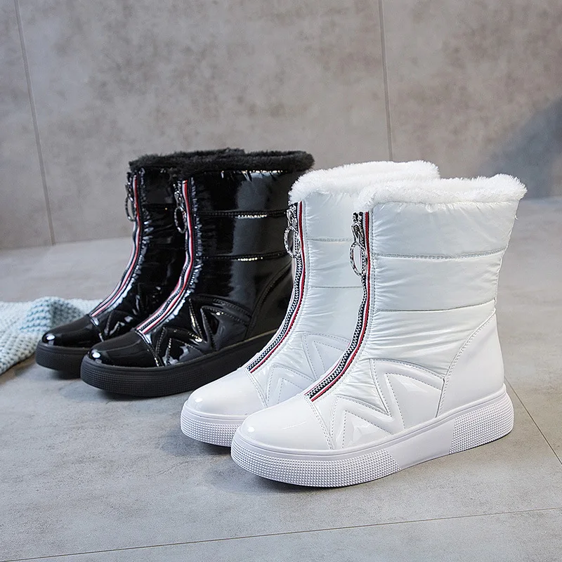 Snow boots women's new Martin boots short tube plus velvet thickening autumn and winter comfortable short boots fashion hot sale
Snow boots women's new Martin boots short tube plus velvet thickening autumn and winter comfortable short boots fashion hot sale