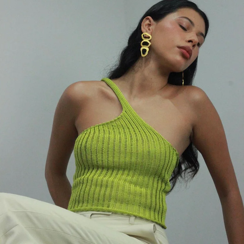2021 Summer Sexy One Shoulder Crop Tops Women Backless Fashion Outfits Knitting Tops Camisole Streetwear
2021 Summer Sexy One Shoulder Crop Tops Women Backless Fashion Outfits Knitting Tops Camisole Streetwear