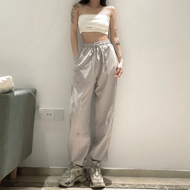 Gray Women Sweatpants Spring New 2022 Baggy Fashion Lace Up High Waist Sports Pants Black Joggers Streetwear Casual Trousers
Gray Women Sweatpants Spring New 2022 Baggy Fashion Lace Up High Waist Sports Pants Black Joggers Streetwear Casual Trousers
