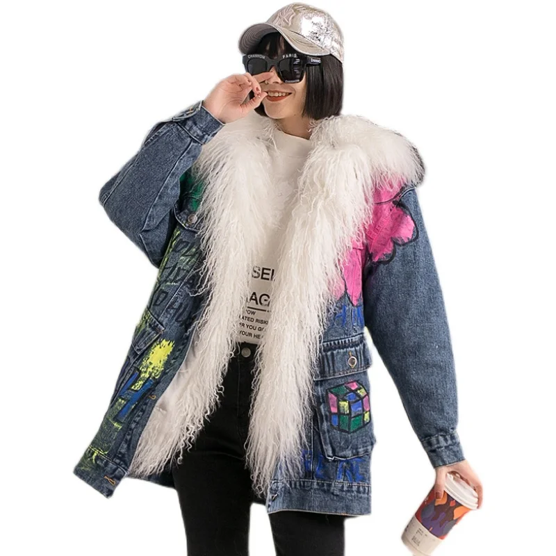 Big fur collar plus velvet graffiti printing denim pie to overcome women's mid-length loose thick cotton jacket tide brand
Big fur collar plus velvet graffiti printing denim pie to overcome women's mid-length loose thick cotton jacket tide brand