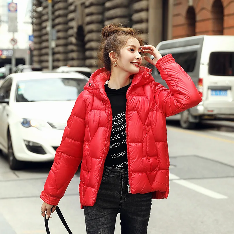 Cotton-padded clothes women's trendy small loose short down padded jacket 2020 winter new ladies Korean fashion bread clothes
Cotton-padded clothes women's trendy small loose short down padded jacket 2020 winter new ladies Korean fashion bread clothes
