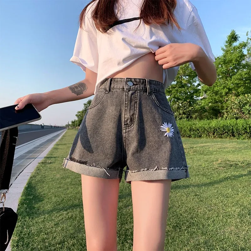 GUUZYUVIZ Casual Jean Shorts Women Summer High Waist Denim Shorts Plus Size Spodenki Damskie Short Jeans Feminino Grey Blue
GUUZYUVIZ Casual Jean Shorts Women Summer High Waist Denim Shorts Plus Size Spodenki Damskie Short Jeans Feminino Grey Blue