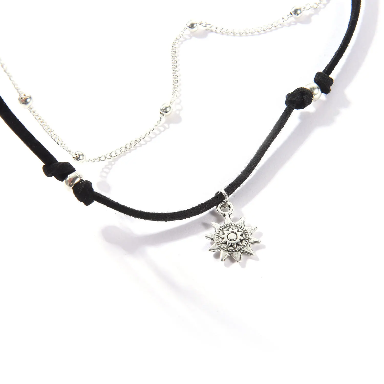 European and American cross border jewelry fashion sunflower pendant beach foot decoration women's Retro double layer rope
European and American cross border jewelry fashion sunflower pendant beach foot decoration women's Retro double layer rope