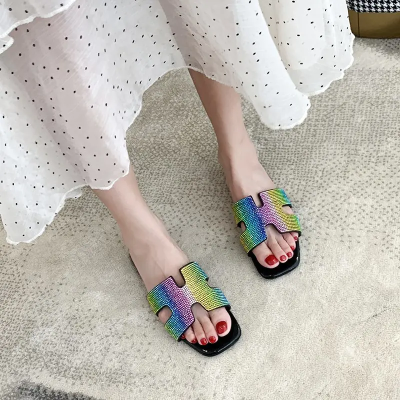 New Women's Slippers Fashion Simple Color Matching Upper Trend All-match Casual Rhinestone Decorative Women's Slippers 2021
New Women's Slippers Fashion Simple Color Matching Upper Trend All-match Casual Rhinestone Decorative Women's Slippers 2021