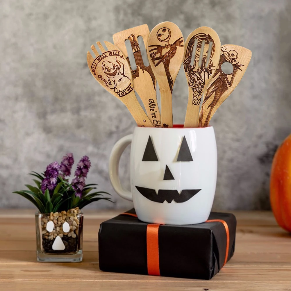 5PCS Halloween Bamboo Wood Wok Shovels Slotted Spatula Spoon Mixing Holder Cooking Utensils Dinner Kitchen Shovels Supplies Deco
5PCS Halloween Bamboo Wood Wok Shovels Slotted Spatula Spoon Mixing Holder Cooking Utensils Dinner Kitchen Shovels Supplies Deco