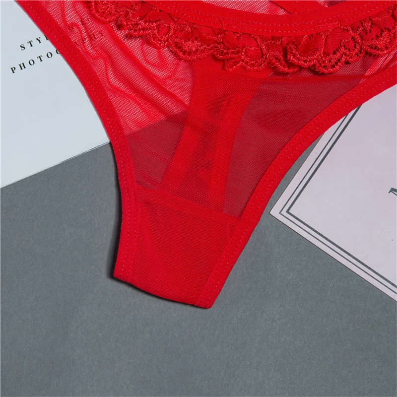 Breathable Ladies Underwear Shorts Lace Wreath Solid Color Panties Thongs Fashionable And Comfortable Sexy Thongs
Breathable Ladies Underwear Shorts Lace Wreath Solid Color Panties Thongs Fashionable And Comfortable Sexy Thongs