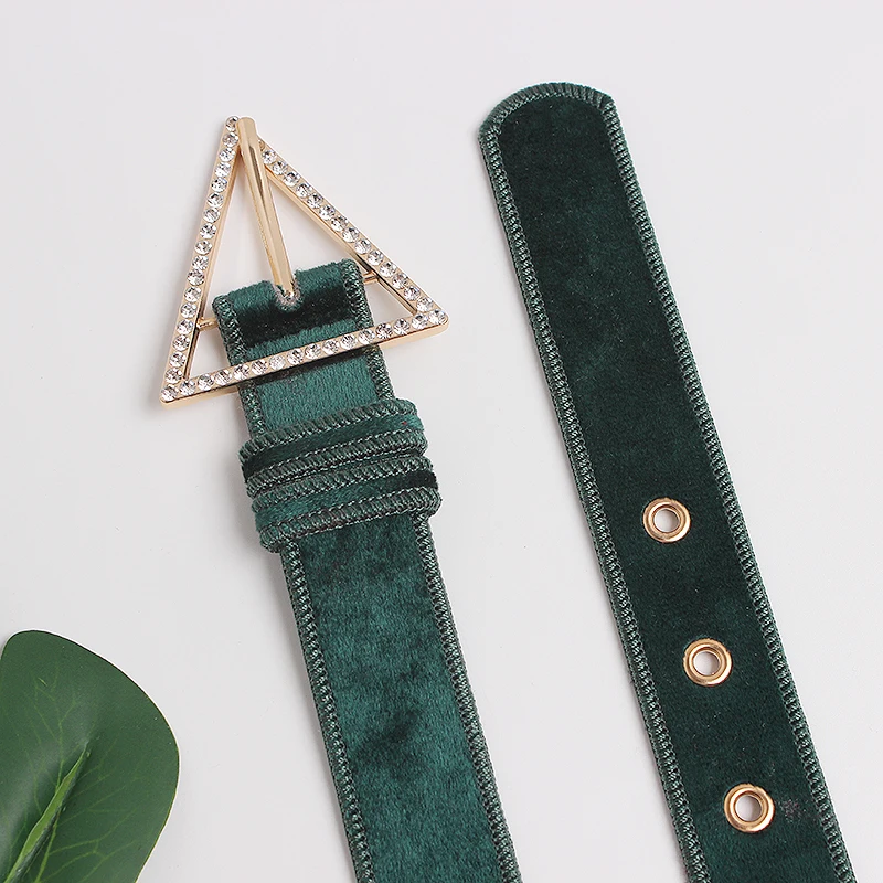 Vintage Velour PU Waist Belt for Women AUtumn Triangle Rhinestone Buckle Waistband Coat Sweater Shirt Belt Corset Strap Caestus
Vintage Velour PU Waist Belt for Women AUtumn Triangle Rhinestone Buckle Waistband Coat Sweater Shirt Belt Corset Strap Caestus