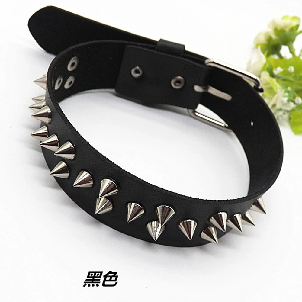 Aesthetic Gothic Rivet Necklace With Spikes Men's Leather Necklace Jewelry on Neck Punk
Aesthetic Gothic Rivet Necklace With Spikes Men's Leather Necklace Jewelry on Neck Punk