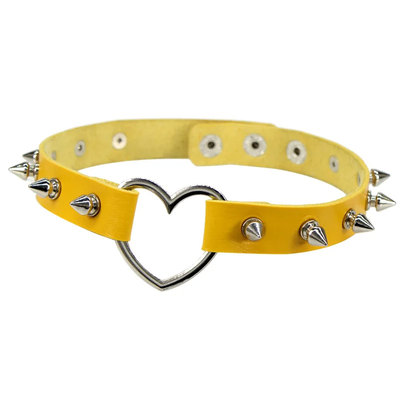 Punk Choker Necklace Harajaku Adjustable Heart Pendant Dark Gothic PU Leather Rivet Decoration Necklace
Punk Choker Necklace Harajaku Adjustable Heart Pendant Dark Gothic PU Leather Rivet Decoration Necklace