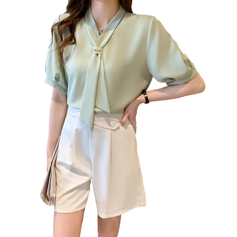 Summer Korean Silk Women Tops Woman Solid Satin Office Lady Blouse Shirt Woman Short Sleeve Top Blusas Mujer De Moda Ladies Tops
Summer Korean Silk Women Tops Woman Solid Satin Office Lady Blouse Shirt Woman Short Sleeve Top Blusas Mujer De Moda Ladies Tops