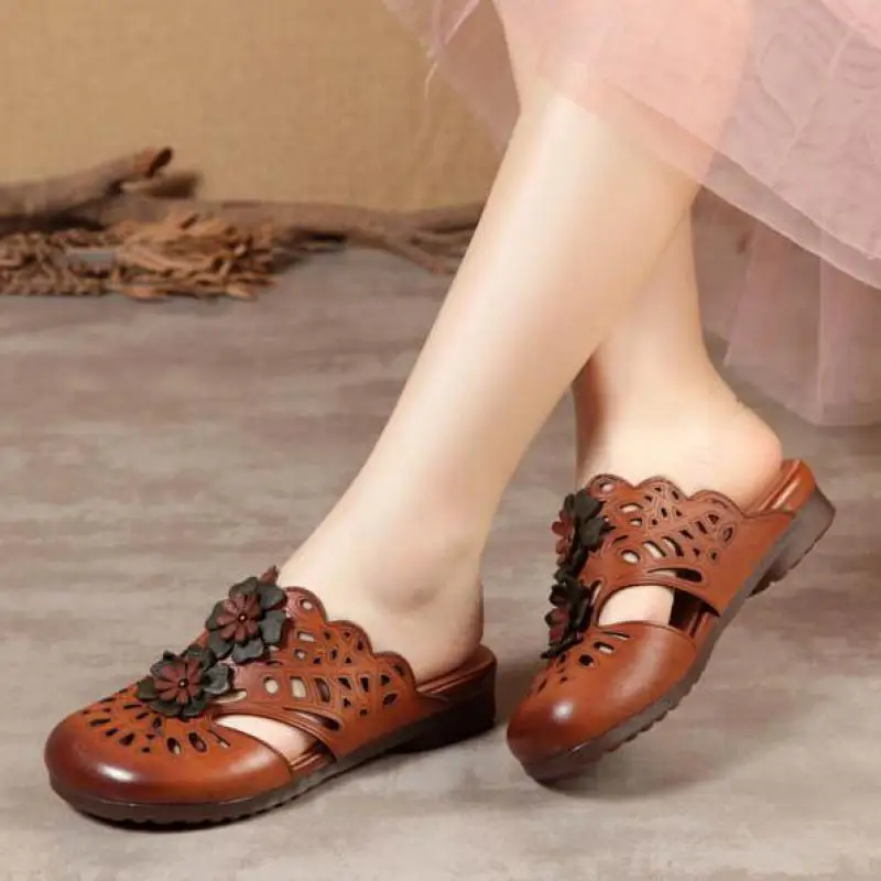 Retro Genuine Leather Women Slippers 2021 New Summer Floral Shoes Leisure Outside Slides Sewing Handmade Concise Ladies Slippers
Retro Genuine Leather Women Slippers 2021 New Summer Floral Shoes Leisure Outside Slides Sewing Handmade Concise Ladies Slippers
