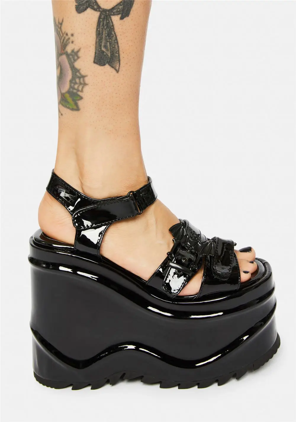 2021 Luxury Brand Design Big Size 43 Fashion INS Gothic Cosplay Chunky Platform Sandals High Heels Summer Wedges Shoes Women
2021 Luxury Brand Design Big Size 43 Fashion INS Gothic Cosplay Chunky Platform Sandals High Heels Summer Wedges Shoes Women
