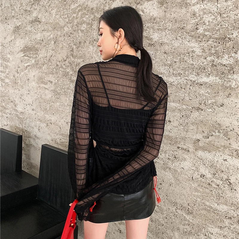 XIZIHUPAN Solid Sexy Black T Shirt For Women Lapel Flare Long Sleeve Perspective Women's Blouses 2021 Spring Fashion Clothing
XIZIHUPAN Solid Sexy Black T Shirt For Women Lapel Flare Long Sleeve Perspective Women's Blouses 2021 Spring Fashion Clothing