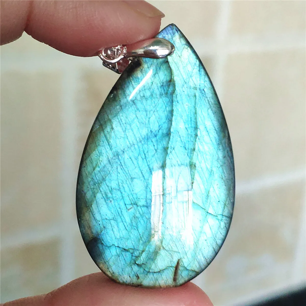 Genuine Natural Blue Light Labradorite Women Men Pendant 43x26x8mm Water Drop Labradorite Necklace Gemstone Rare Jewelry AAAAA
Genuine Natural Blue Light Labradorite Women Men Pendant 43x26x8mm Water Drop Labradorite Necklace Gemstone Rare Jewelry AAAAA