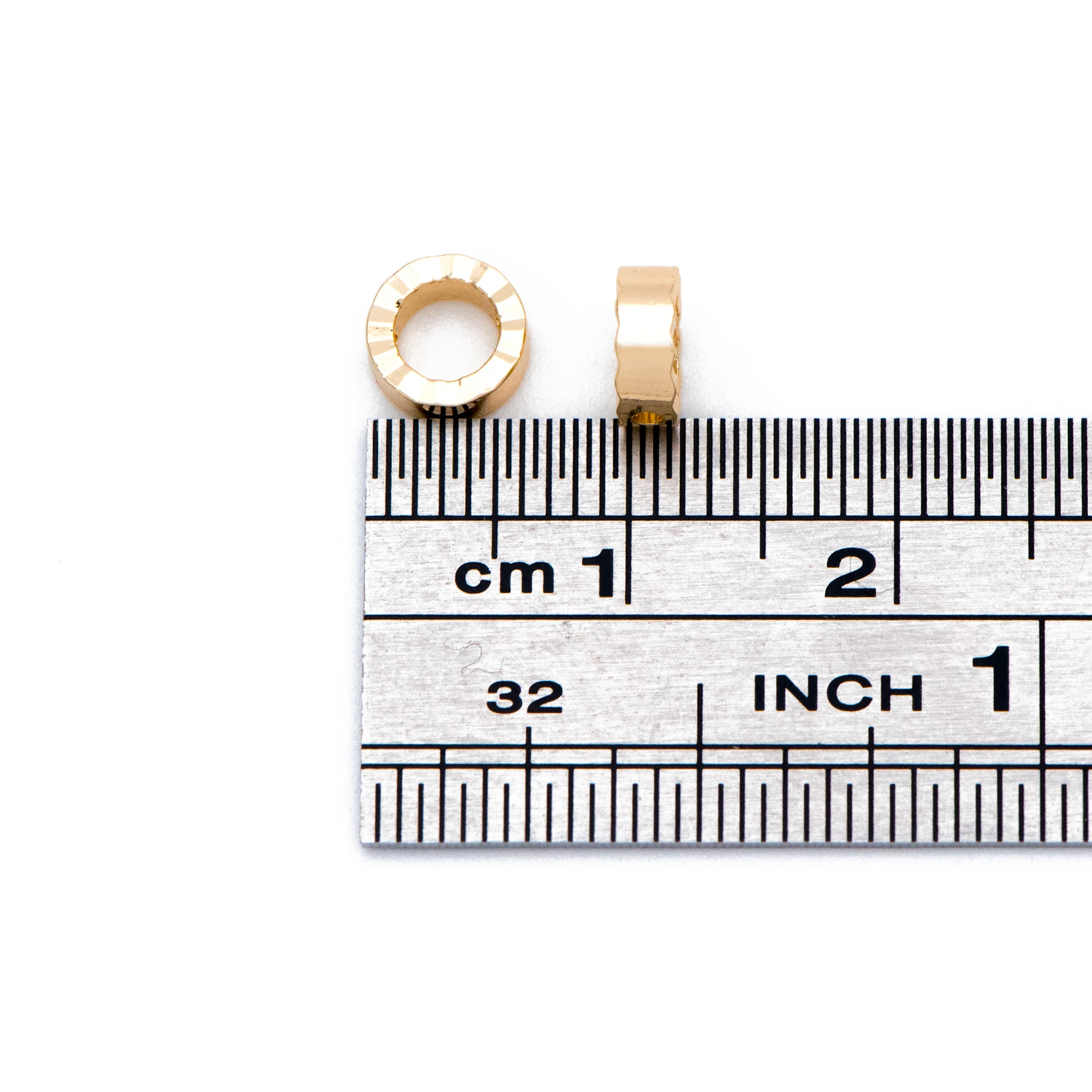 20pcs Gold Plated Brass Ring Charms 6mm, Geometric Round Hoop with 2 Holes, Circle Connector Pendants (GB-816-1)
20pcs Gold Plated Brass Ring Charms 6mm, Geometric Round Hoop with 2 Holes, Circle Connector Pendants (GB-816-1)