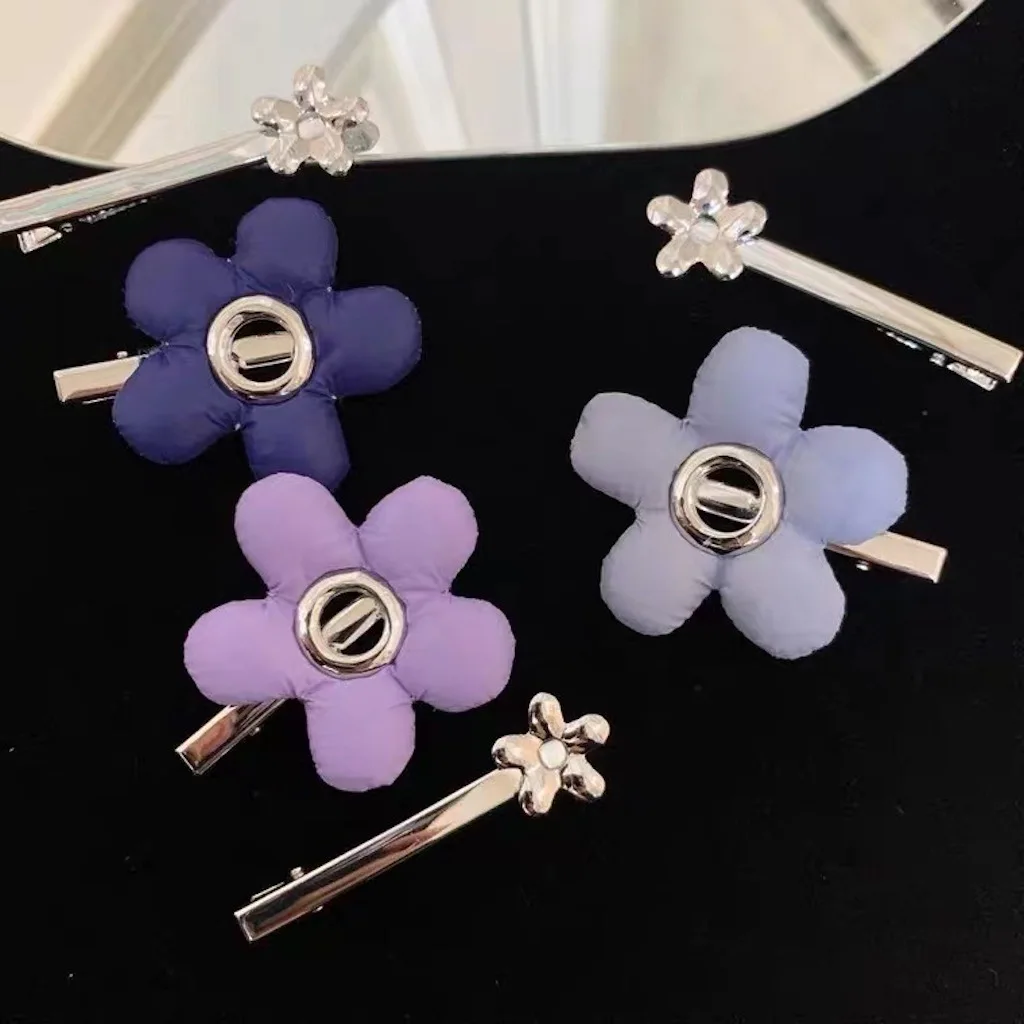 2021 Sponge Flower Hair Clip Set Same Paragraph Earrings Autumn Winter Fashion Niche Girl Headdress Jewelry Accessories Female
2021 Sponge Flower Hair Clip Set Same Paragraph Earrings Autumn Winter Fashion Niche Girl Headdress Jewelry Accessories Female