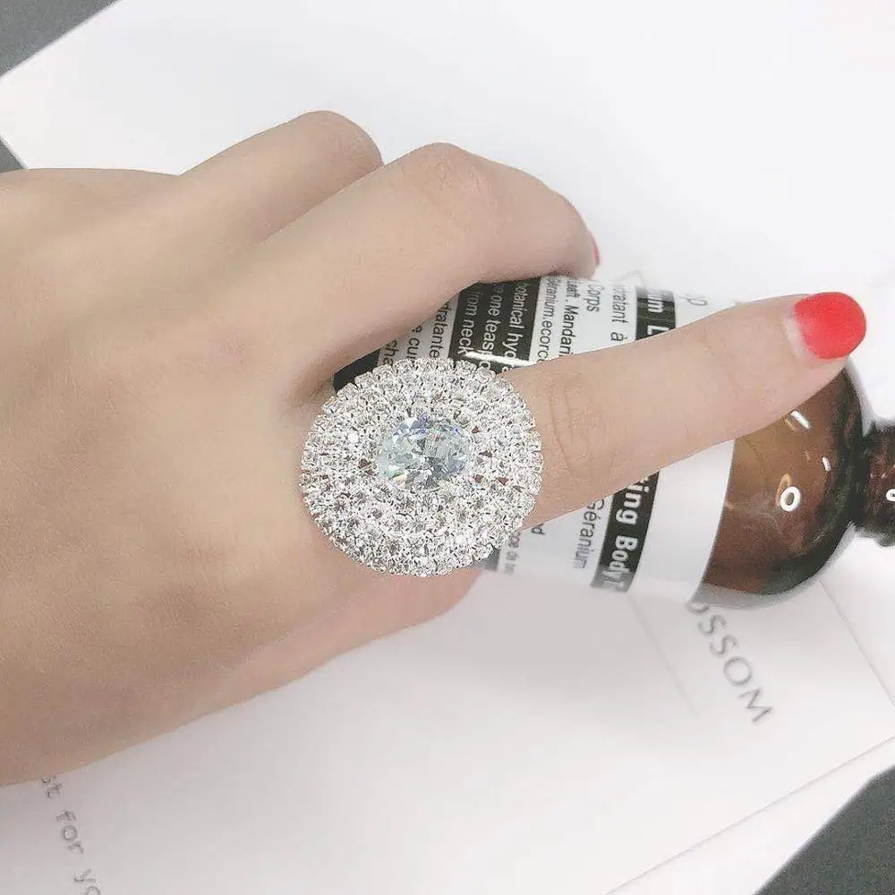 2020 new fashion luxury crystal water drop round women's ring fashion adjustable opening ring female ring jewelry
2020 new fashion luxury crystal water drop round women's ring fashion adjustable opening ring female ring jewelry