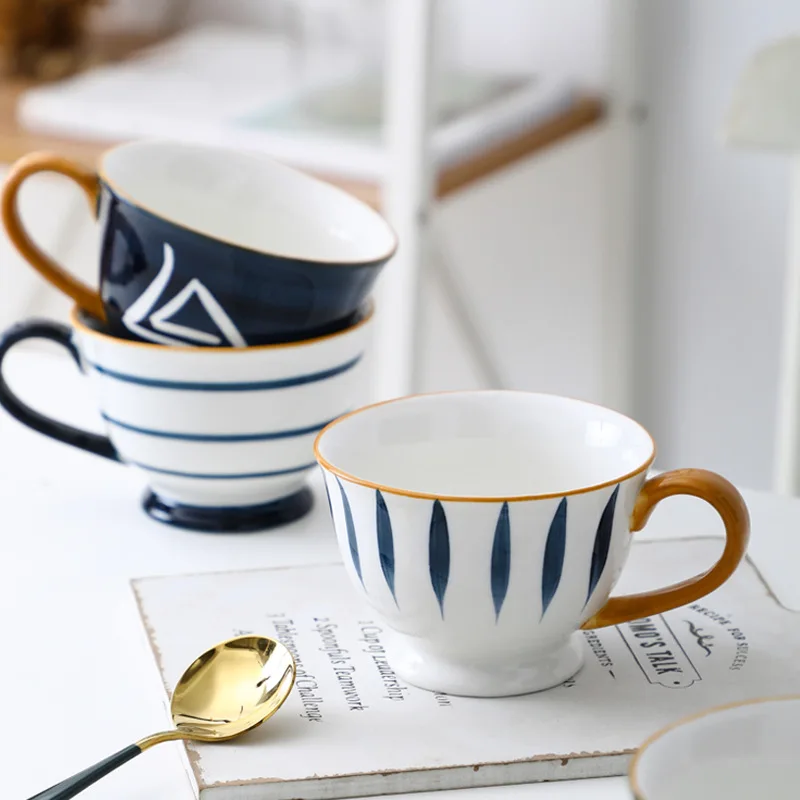 Japanese hand-painted breakfast cup, large capacity oatmeal cup, creative heat-resistant milk cup, underglaze ceramic coffee cup
Japanese hand-painted breakfast cup, large capacity oatmeal cup, creative heat-resistant milk cup, underglaze ceramic coffee cup