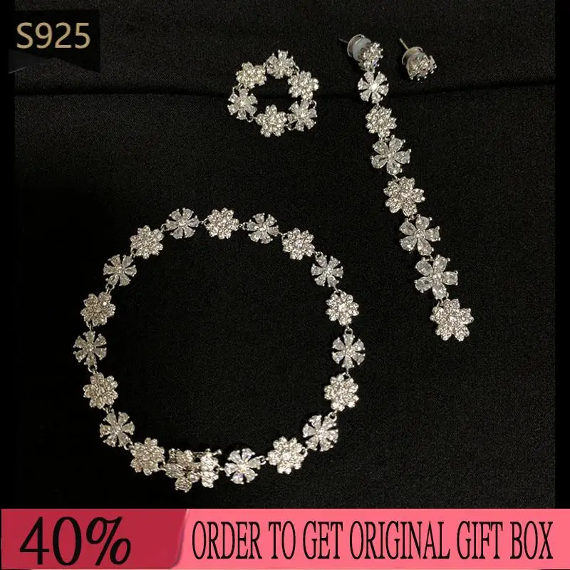 925 Sterling Silver Charm Bracelets Earring Zircon Crystal Diamond Bracelet Luxury Brand Monaco Jewelry Lady Party Birthday Gift
925 Sterling Silver Charm Bracelets Earring Zircon Crystal Diamond Bracelet Luxury Brand Monaco Jewelry Lady Party Birthday Gift