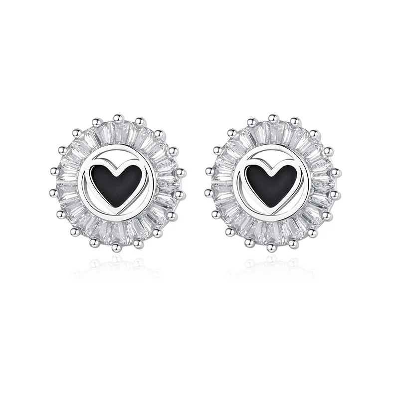 HONGYE Trendy Bling Zircon Stone Round Stud Earrings Red Heart Enamel Bincos for Women Fashion Jewelry 2020 New Christmas Gift
HONGYE Trendy Bling Zircon Stone Round Stud Earrings Red Heart Enamel Bincos for Women Fashion Jewelry 2020 New Christmas Gift