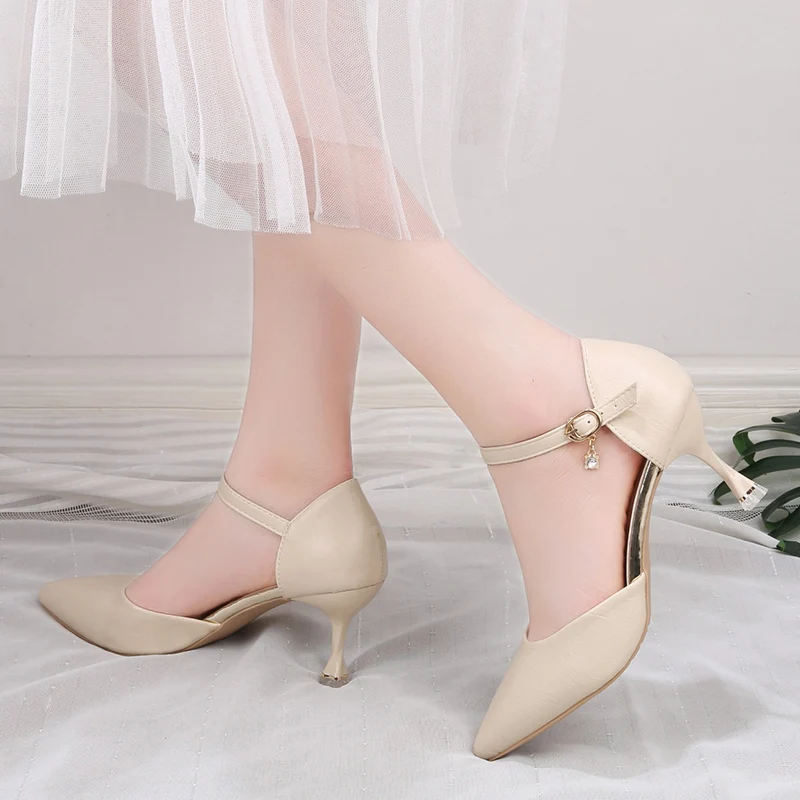 Closed Toe Sandals High Heels Fashion Womens Shoes 2021 Buckle Strap Suit Female Beige All-Match High-heeled Luxury Spring New S
Closed Toe Sandals High Heels Fashion Womens Shoes 2021 Buckle Strap Suit Female Beige All-Match High-heeled Luxury Spring New S