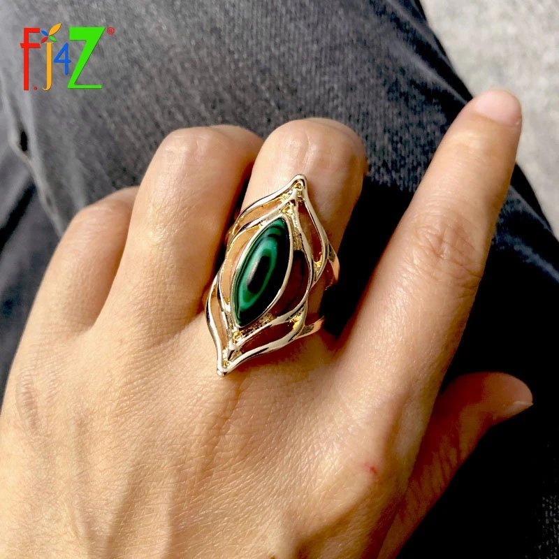 F.J4Z New Fashion Peacock Stone Finger Rings for Women Hollow Alloy Nature Stone Top Rings Female Jewelry Gifts Dropship
F.J4Z New Fashion Peacock Stone Finger Rings for Women Hollow Alloy Nature Stone Top Rings Female Jewelry Gifts Dropship