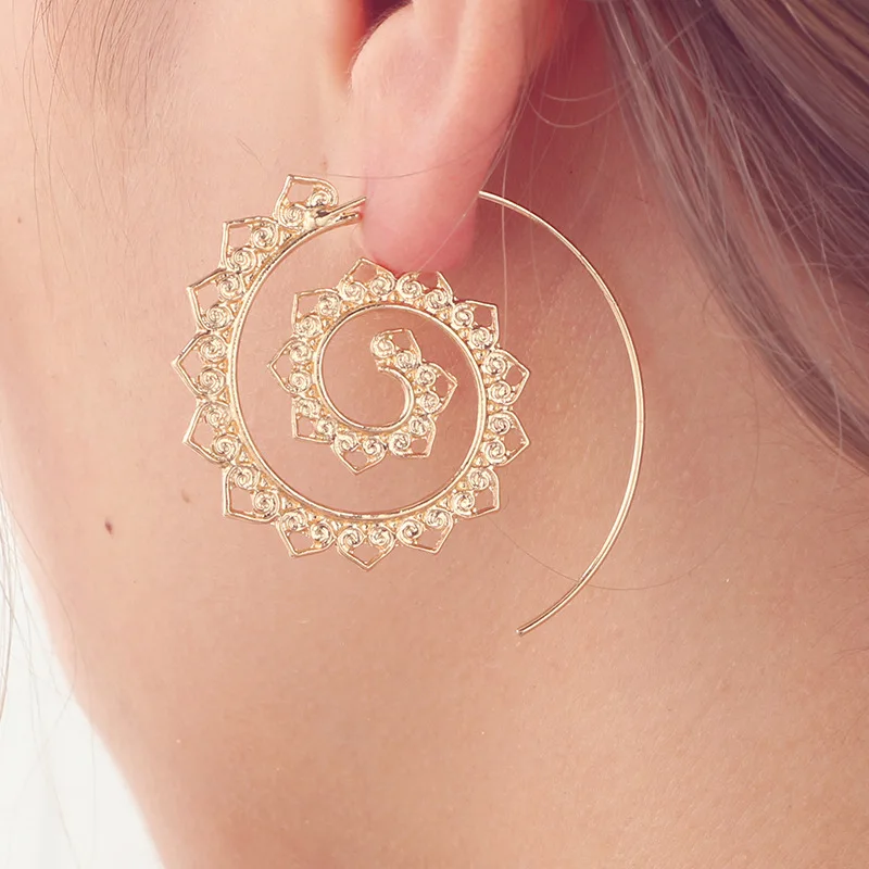New Fashion Retro Oval Spiral Earrings Exaggerated Swirl Gear Shaped Heart Earrings Wedding Party Hip Hop Jewelry Gift
New Fashion Retro Oval Spiral Earrings Exaggerated Swirl Gear Shaped Heart Earrings Wedding Party Hip Hop Jewelry Gift
