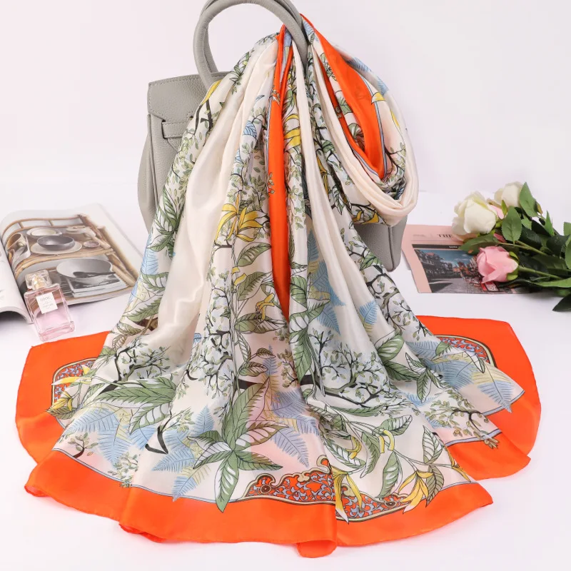 2021 Fashion Leaf Beach Towel Summer New Sunscreen Silk Scarves Classic Print Dustproof Handkerchief Lady Luxury 180X90CM Shawls
2021 Fashion Leaf Beach Towel Summer New Sunscreen Silk Scarves Classic Print Dustproof Handkerchief Lady Luxury 180X90CM Shawls