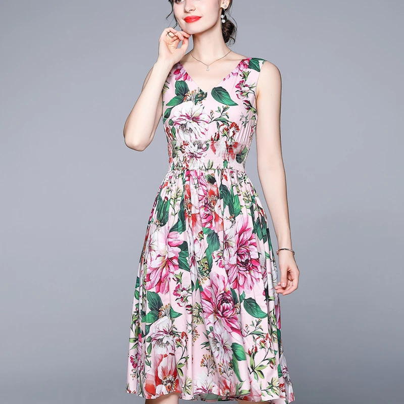 New 2021 Summer European and American Temperament Women's Floral Print V-neck Vest Skirt Mid-length Dress A315
New 2021 Summer European and American Temperament Women's Floral Print V-neck Vest Skirt Mid-length Dress A315