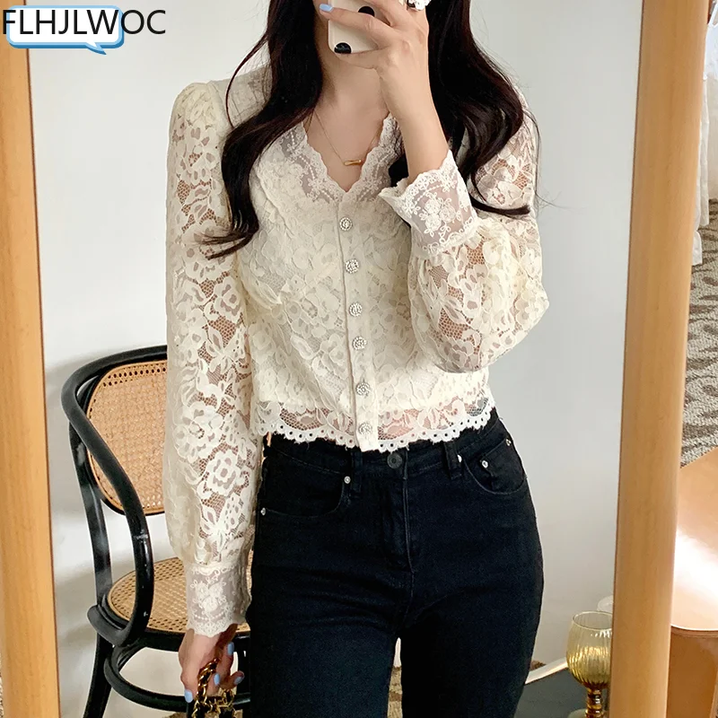 Short Hollow Out White Lace Tops Blusas Hot Women Basic Shirts Single Breasted Button V Neck French Style Design Chic Blouses
Short Hollow Out White Lace Tops Blusas Hot Women Basic Shirts Single Breasted Button V Neck French Style Design Chic Blouses