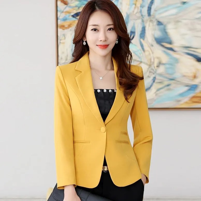 Plus Size Spring Autumn Female Basic Outwear Casual Single-breasted Women Trench Coats Notched Collar Full Sleeve Loose Jacket
Plus Size Spring Autumn Female Basic Outwear Casual Single-breasted Women Trench Coats Notched Collar Full Sleeve Loose Jacket