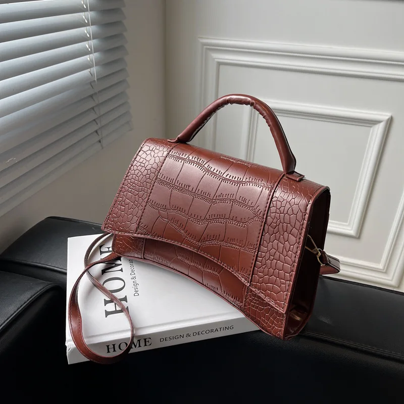 Retro Alligator Women Shoulder Bag 2021Fashion New Quality PU Leather Women's Handbag Chain Messenger Bags
Retro Alligator Women Shoulder Bag 2021Fashion New Quality PU Leather Women's Handbag Chain Messenger Bags