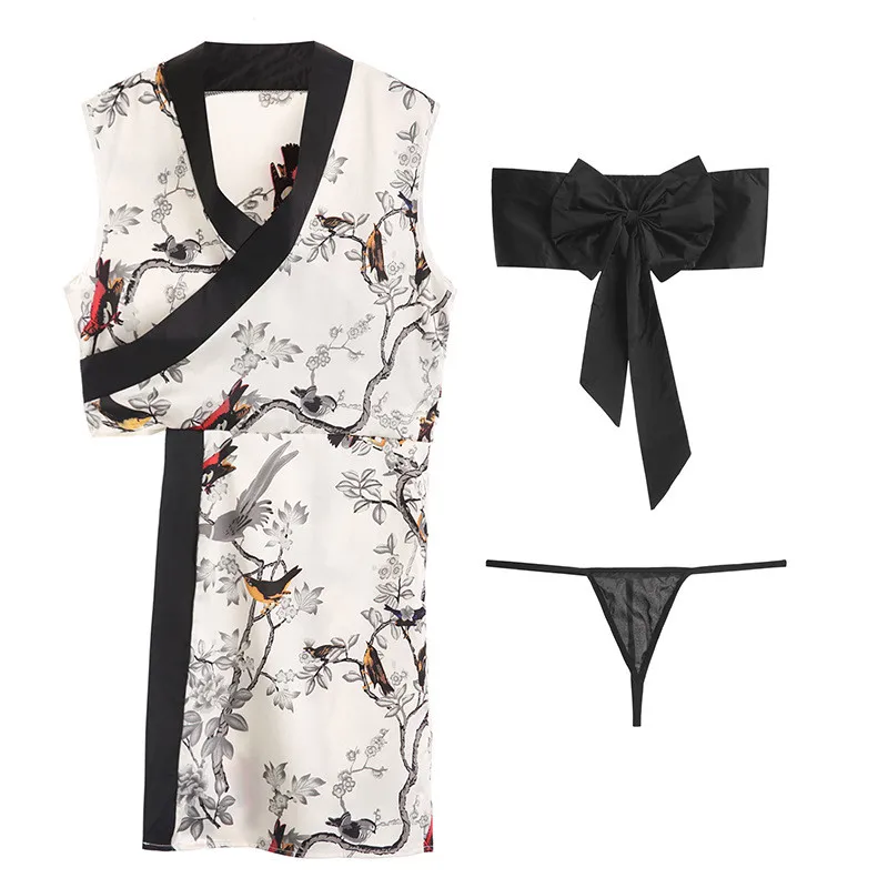 Women Love Kimono Hollow Sexy Lingerie Nightgown Retro Side Split Satin Cheongsam Sleepwear Chinese Ink Painting Nightdress
Women Love Kimono Hollow Sexy Lingerie Nightgown Retro Side Split Satin Cheongsam Sleepwear Chinese Ink Painting Nightdress
