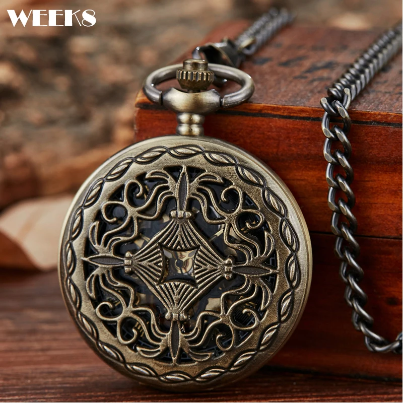 Roman Numeral Mechanical Pocket Watch Antique Vintage Bronze Hollow Steampunk Skeleton Fob Chain Clock for Men Women Collection
Roman Numeral Mechanical Pocket Watch Antique Vintage Bronze Hollow Steampunk Skeleton Fob Chain Clock for Men Women Collection