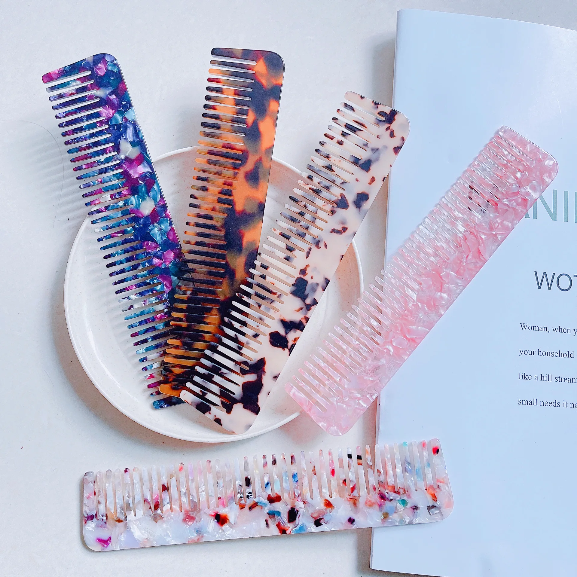 Korean Hot Selling Hight Quality Personalized Handmade Baber Comb Acid Acetate Resin Tortoise Shell Hair Comb For Salon
Korean Hot Selling Hight Quality Personalized Handmade Baber Comb Acid Acetate Resin Tortoise Shell Hair Comb For Salon