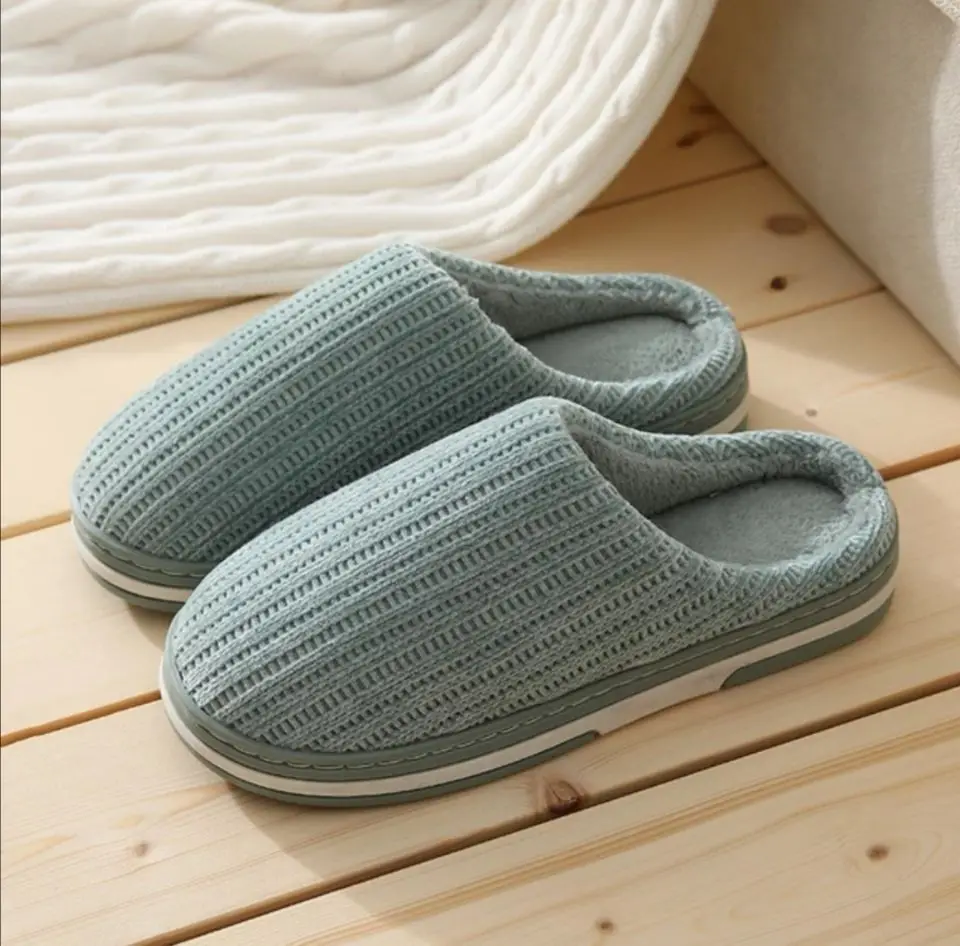 Высококачественная популярная зимняя теплая хлопковая дышащая повседневная обувь зеленого и розового цвета
Высококачественная популярная зимняя теплая хлопковая дышащая повседневная обувь зеленого и розового цвета