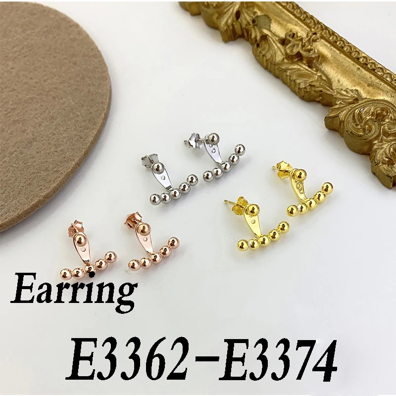 Модные изысканные серьги из серебра 925 пробы 
Модные изысканные серьги из серебра 925 пробы