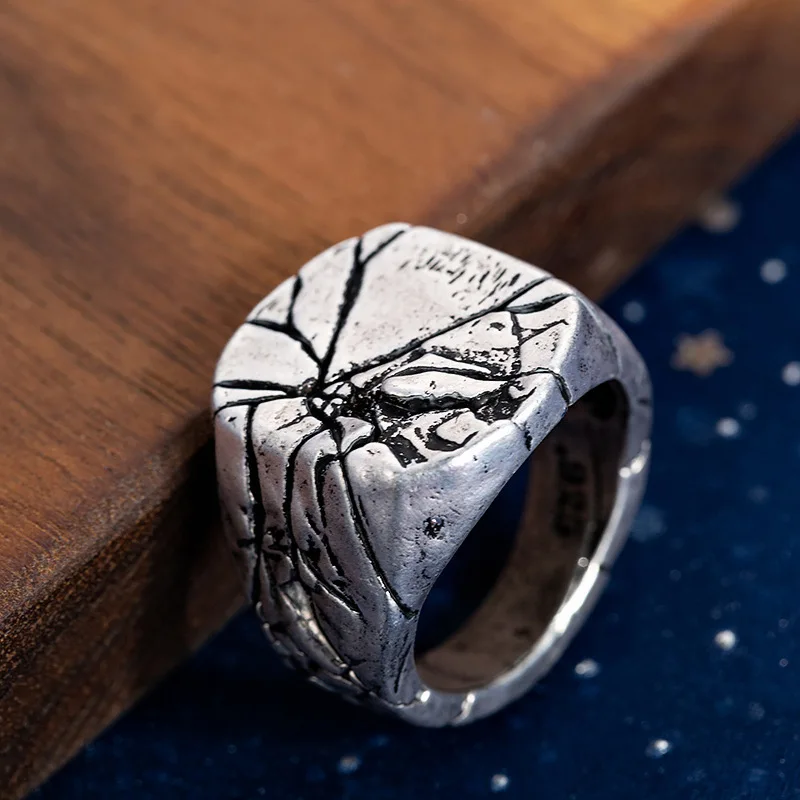 Retro Punk Irregular Crackle Modelling Finger Ring Domineering Men Silver Plated Ring Trend Men Street Hip Hop Party Jewelry
Retro Punk Irregular Crackle Modelling Finger Ring Domineering Men Silver Plated Ring Trend Men Street Hip Hop Party Jewelry