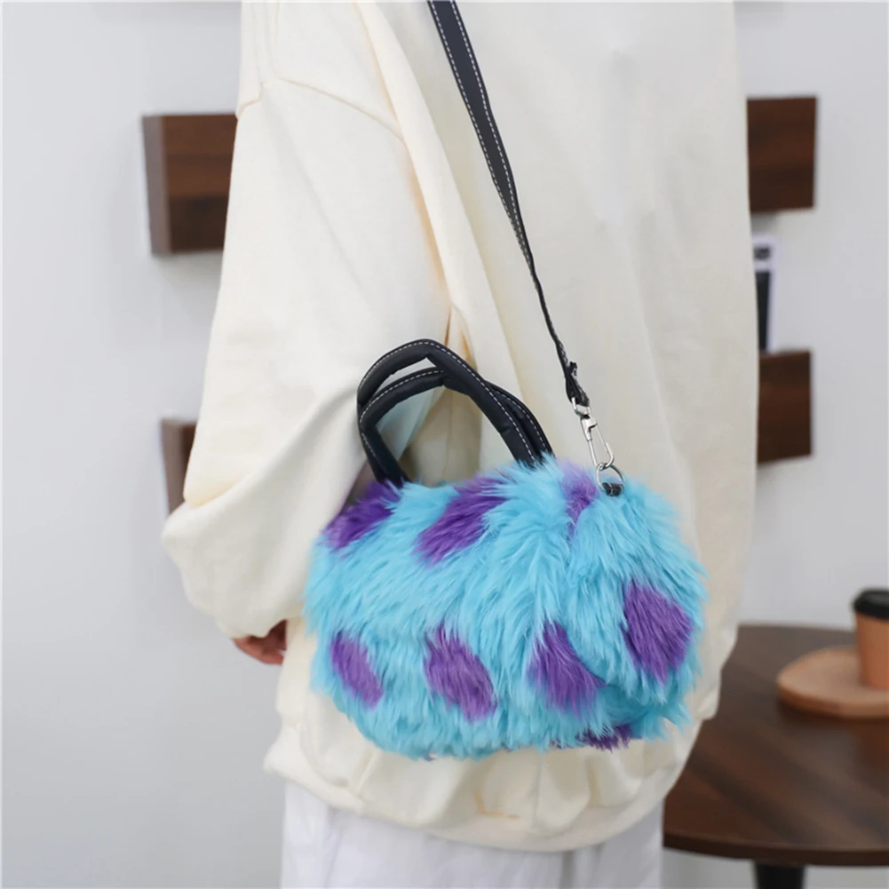 Women Soft Plush Shoulder Bags Leopard Cow Print Cylinder Crossbody Female Winter Warm Fur Handbag Contrast Color Fluffy Bag
Women Soft Plush Shoulder Bags Leopard Cow Print Cylinder Crossbody Female Winter Warm Fur Handbag Contrast Color Fluffy Bag