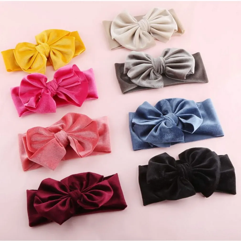 8 Pcs/Set Children'S Headband With Gold Velvet Bow Velvet Stretch Nylon Stretching Without Deformation Decorations
8 Pcs/Set Children'S Headband With Gold Velvet Bow Velvet Stretch Nylon Stretching Without Deformation Decorations