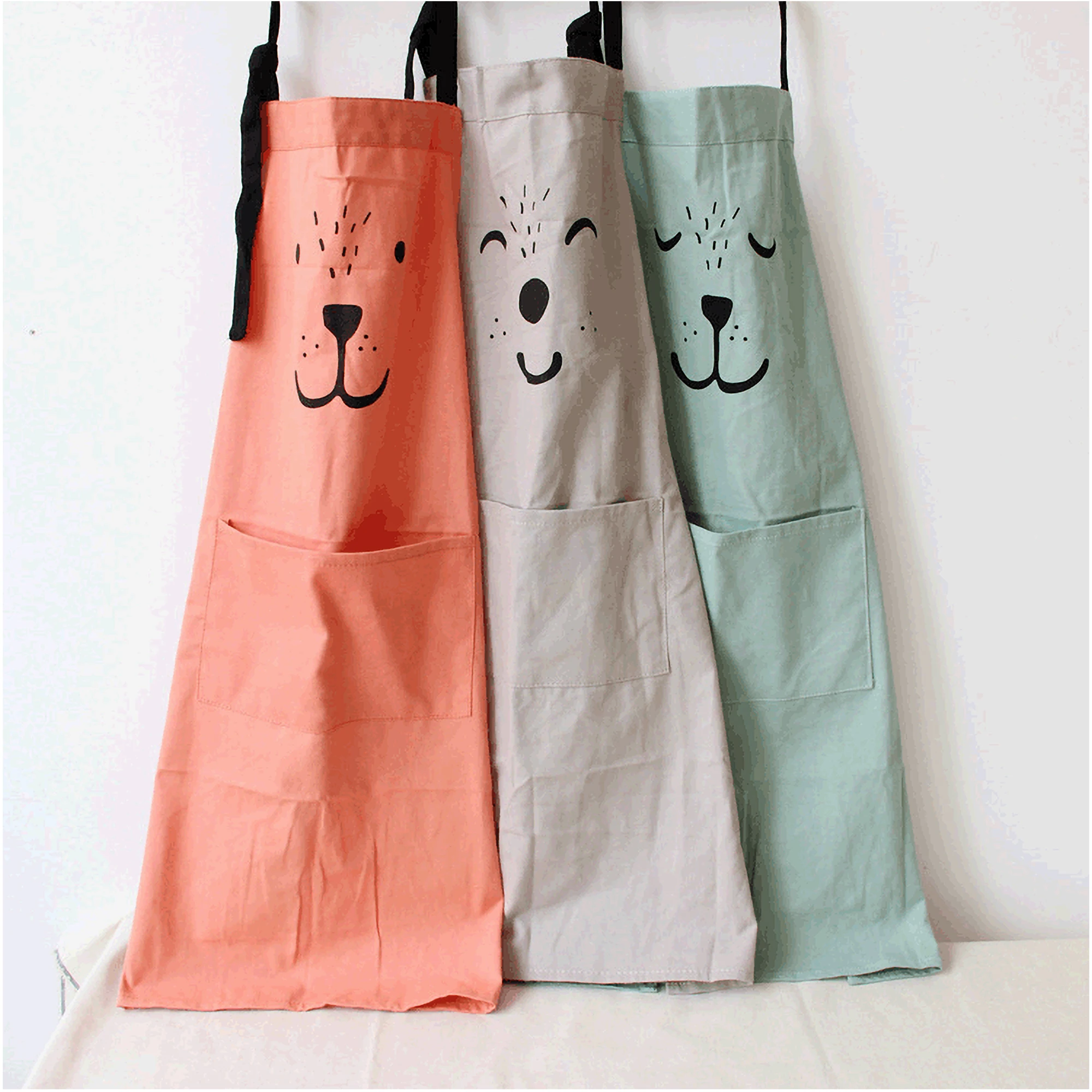 Home Practical Family Parent-child Matching Apron Cute Cartoon Patterns Print Waist Cloth with Pocket for Kitchen Accessories
Home Practical Family Parent-child Matching Apron Cute Cartoon Patterns Print Waist Cloth with Pocket for Kitchen Accessories