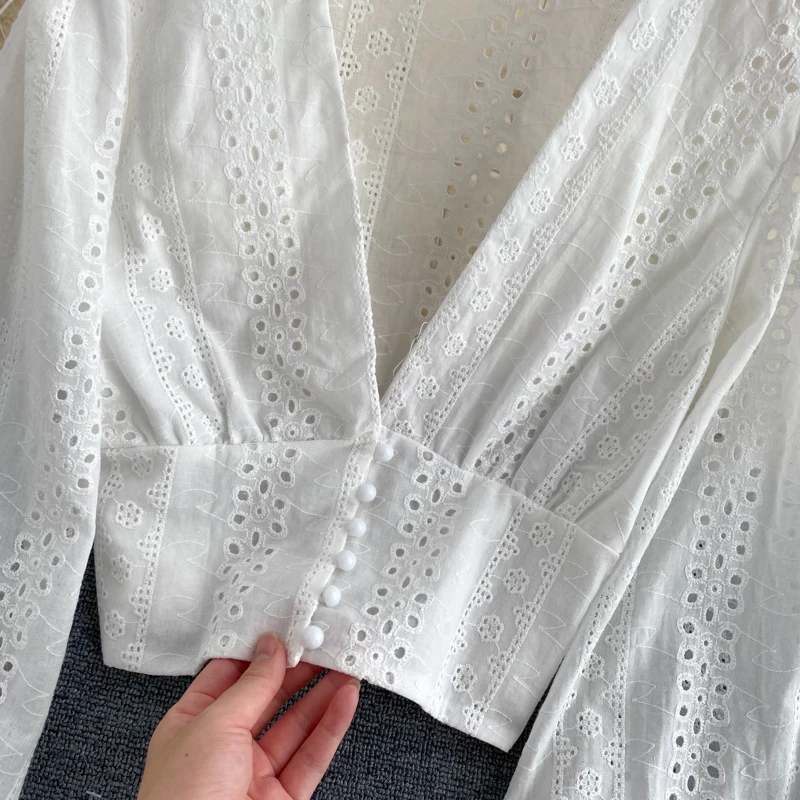 White Blouse Shirt Embroidery Lace Hollow Out Buttons Crop Top Sexy Deep V Neck Long Puff Sleeve Elegant Women's Shirt
White Blouse Shirt Embroidery Lace Hollow Out Buttons Crop Top Sexy Deep V Neck Long Puff Sleeve Elegant Women's Shirt