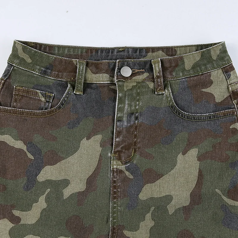 2021 summer women's new wear high waist sexy stretch camouflage contrast denim shorts 
2021 summer women's new wear high waist sexy stretch camouflage contrast denim shorts