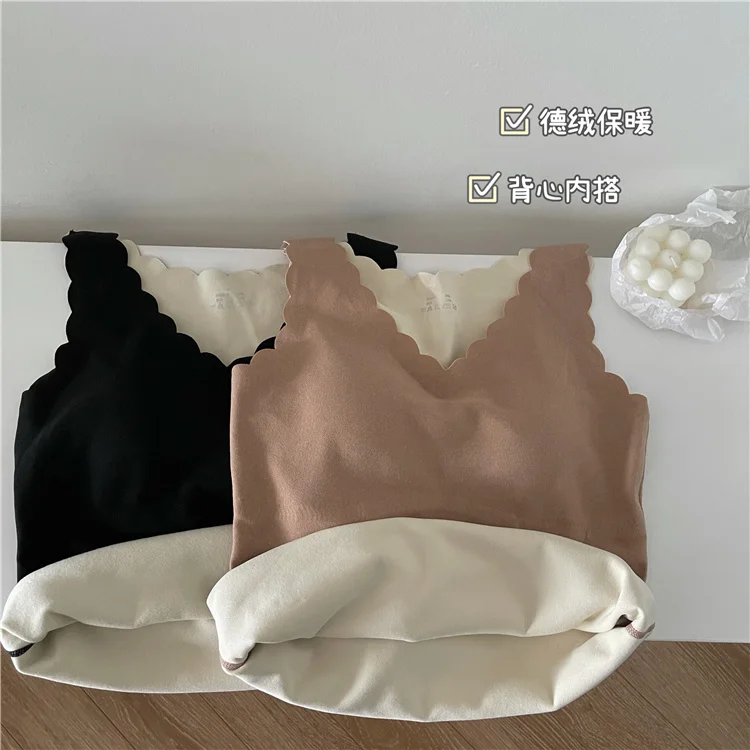 Black warm vest women's clothing autumn and winter Plush thickened breast pad rag bottom breast wrap suspender top
Black warm vest women's clothing autumn and winter Plush thickened breast pad rag bottom breast wrap suspender top