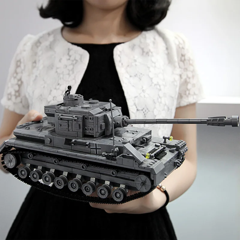 In Stock 1193pcs 36cm length Large Panzer IV F2 Tiger Tank Building Blocks Models WW2 Military Army Tanks Toys
In Stock 1193pcs 36cm length Large Panzer IV F2 Tiger Tank Building Blocks Models WW2 Military Army Tanks Toys
