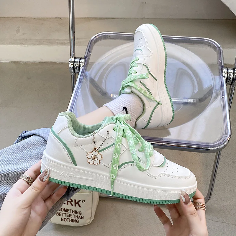 Sports shoes women's Korean fashion 2021 new trend student girl cute white shoes
Sports shoes women's Korean fashion 2021 new trend student girl cute white shoes