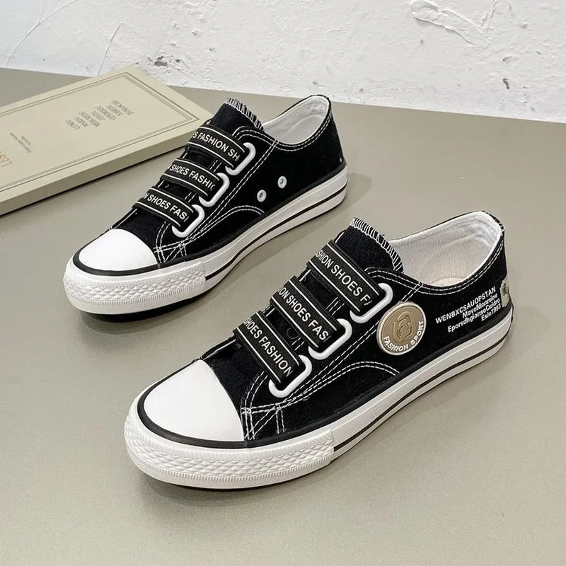 Student black shoes summer girls thin canvas shoes breathable soft sole shoes velcro black single shoes sneakers women shoes
Student black shoes summer girls thin canvas shoes breathable soft sole shoes velcro black single shoes sneakers women shoes