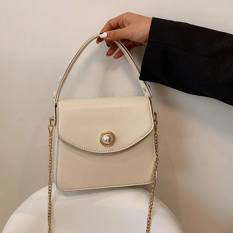 Fashion Square Handbag for Woman Chain Shoulder Bag Beautiful Pearl PU Leather Women Crossbody Bag Fashion Female Bag sac femme
Fashion Square Handbag for Woman Chain Shoulder Bag Beautiful Pearl PU Leather Women Crossbody Bag Fashion Female Bag sac femme