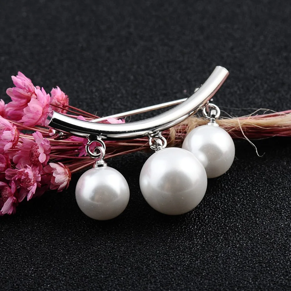 Fashion Pearl Fixed Strap Charm Safety Pin Brooch Sweater Cardigan Clip Chain Brooches Jewelry
Fashion Pearl Fixed Strap Charm Safety Pin Brooch Sweater Cardigan Clip Chain Brooches Jewelry